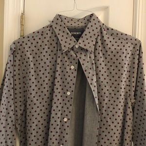 Bonobos M gray shirt with burgundy polka-stars